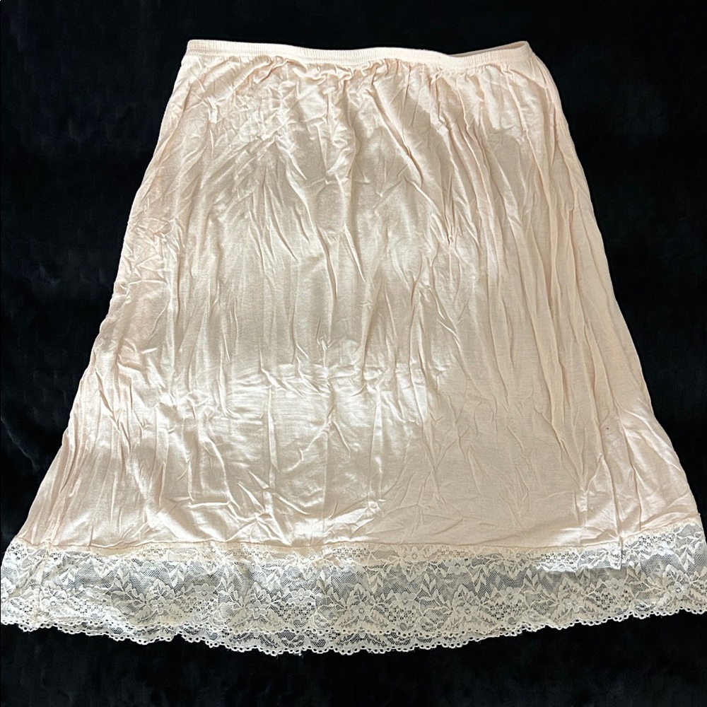 SHEIN, Cream Lace Trim Slip, Size L